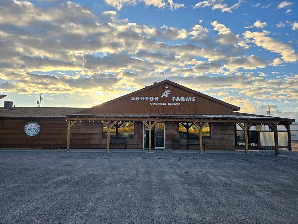 Ashton's Burger Barn Delta location